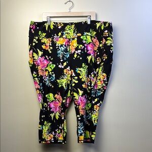 Torrid active Floral Print Leggings/capris